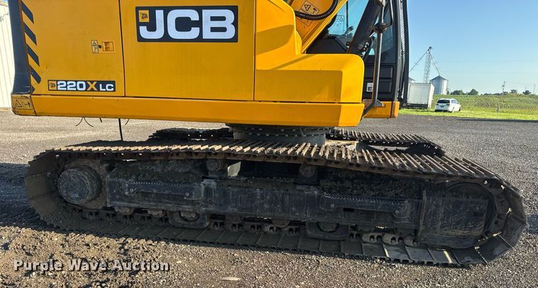 image for item DV4212 2023 JCB 220XLC excavator