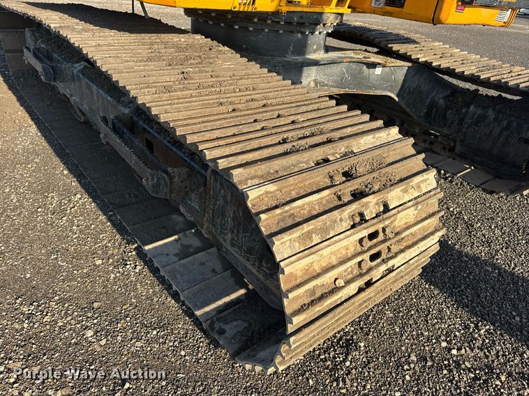 image for item DV4212 2023 JCB 220XLC excavator