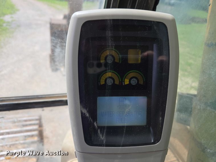 image for item DW7059 2005 Caterpillar  330C L excavator