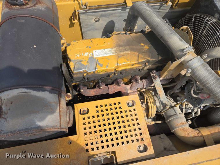image for item DW7059 2005 Caterpillar  330C L excavator