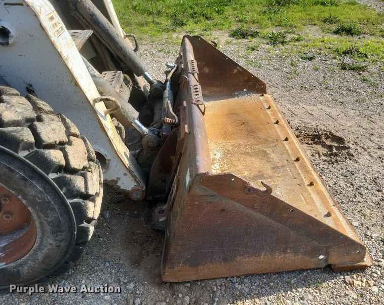 image for item DW7061 2009 Bobcat S250 skid steer loader