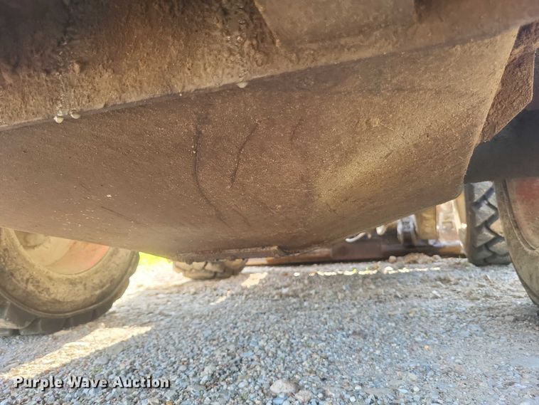 image for item DW7061 2009 Bobcat S250 skid steer loader