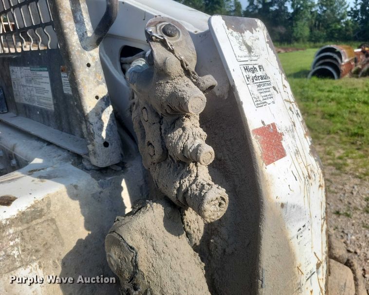 image for item DW7061 2009 Bobcat S250 skid steer loader