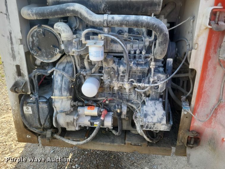 image for item DW7061 2009 Bobcat S250 skid steer loader