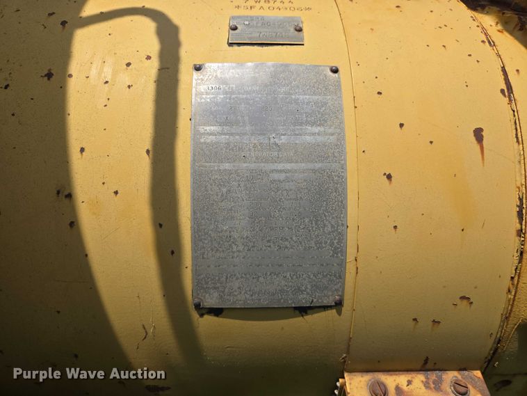 image for item DW7068 Caterpillar  generator