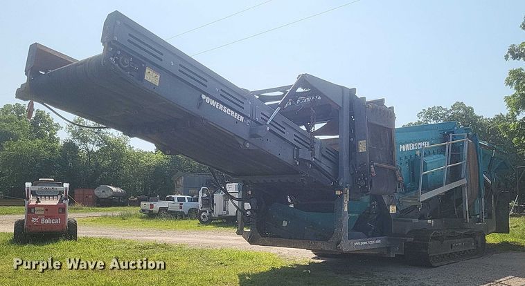 image for item DW7073 2017 Powerscreen Warrior 1800 screening plant