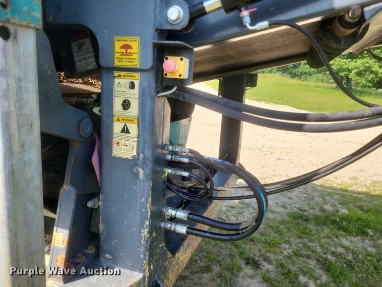 image for item DW7073 2017 Powerscreen Warrior 1800 screening plant