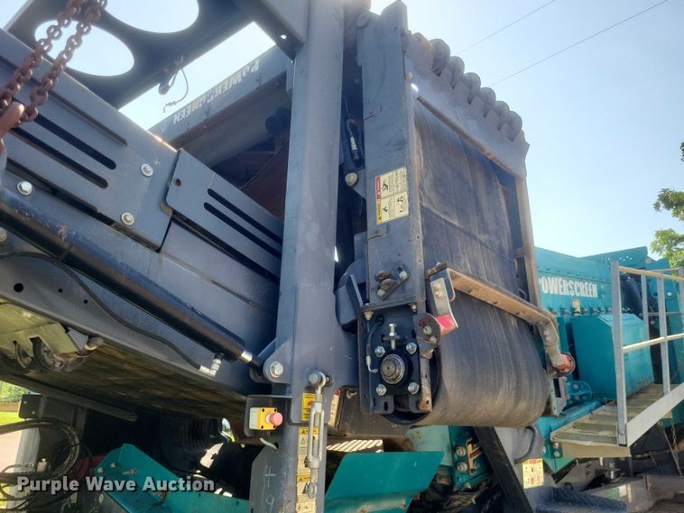 image for item DW7073 2017 Powerscreen Warrior 1800 screening plant