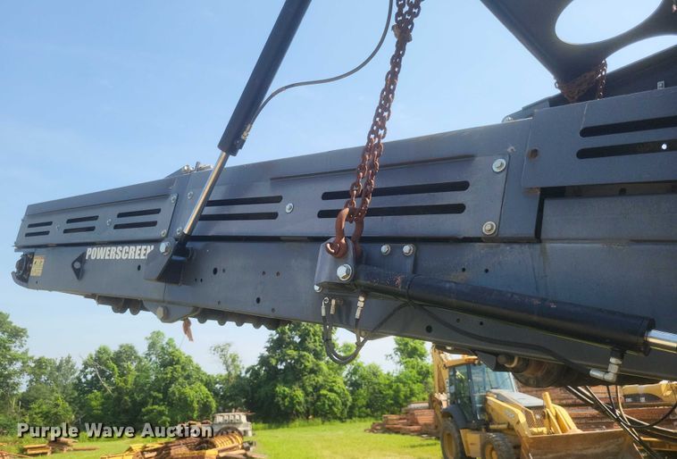 image for item DW7073 2017 Powerscreen Warrior 1800 screening plant