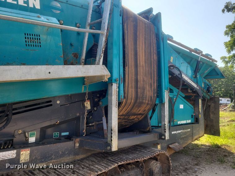 image for item DW7073 2017 Powerscreen Warrior 1800 screening plant