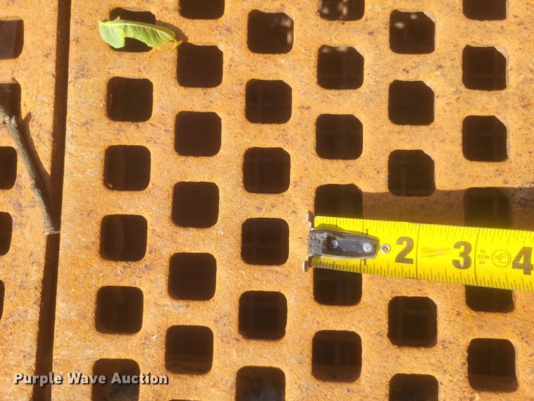 image for item DW7073 2017 Powerscreen Warrior 1800 screening plant