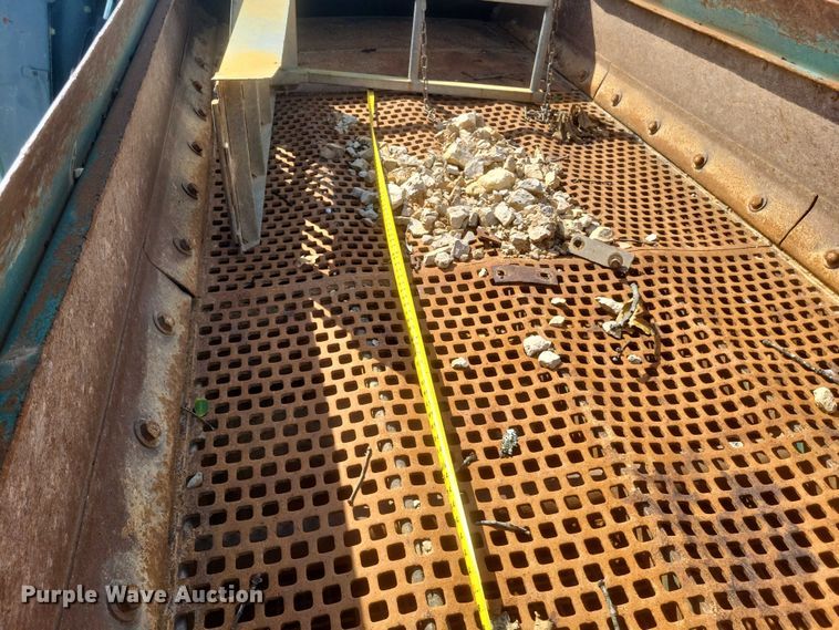 image for item DW7073 2017 Powerscreen Warrior 1800 screening plant