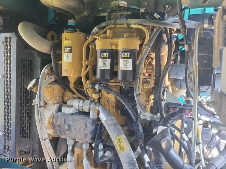 image for item DW7073 2017 Powerscreen Warrior 1800 screening plant