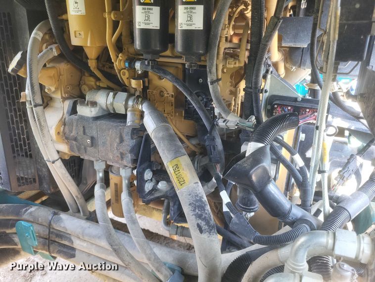 image for item DW7073 2017 Powerscreen Warrior 1800 screening plant