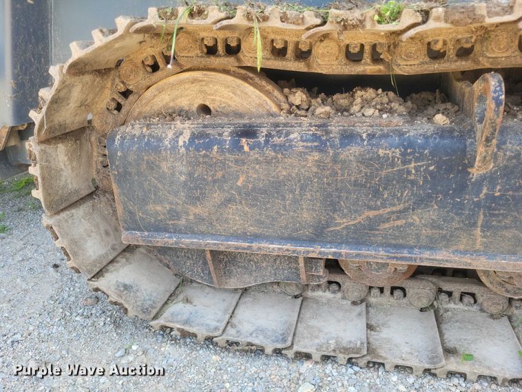 image for item DW7073 2017 Powerscreen Warrior 1800 screening plant