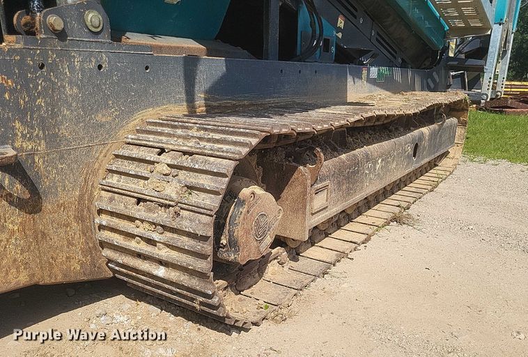 image for item DW7073 2017 Powerscreen Warrior 1800 screening plant