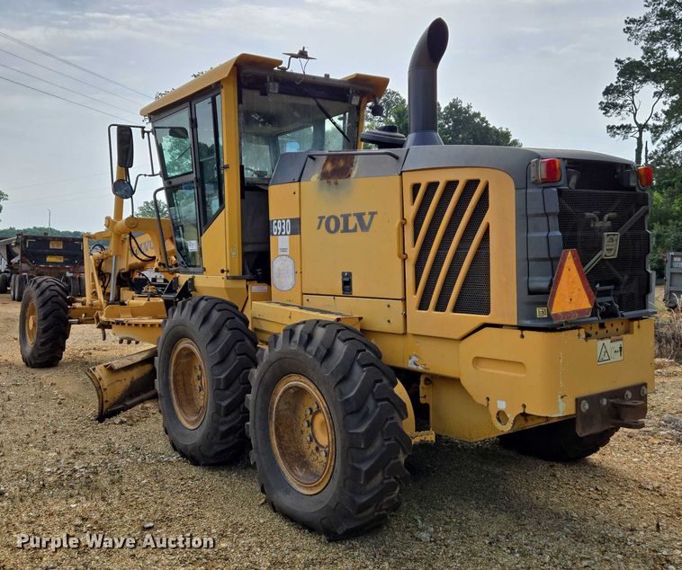 image for item DW7074 2008 Volvo  G930 motor grader