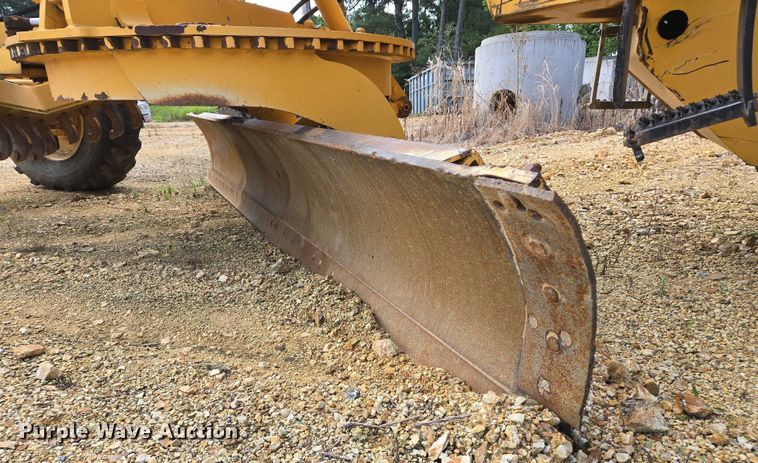 image for item DW7074 2008 Volvo  G930 motor grader