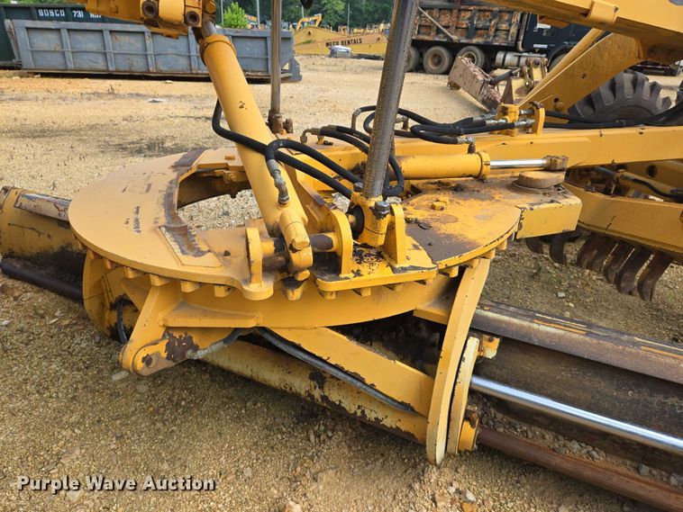 image for item DW7074 2008 Volvo  G930 motor grader
