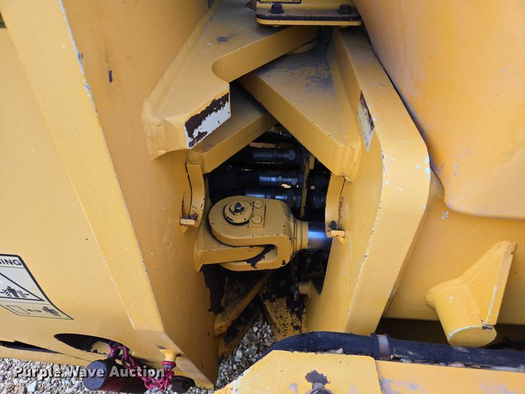 image for item DW7074 2008 Volvo  G930 motor grader