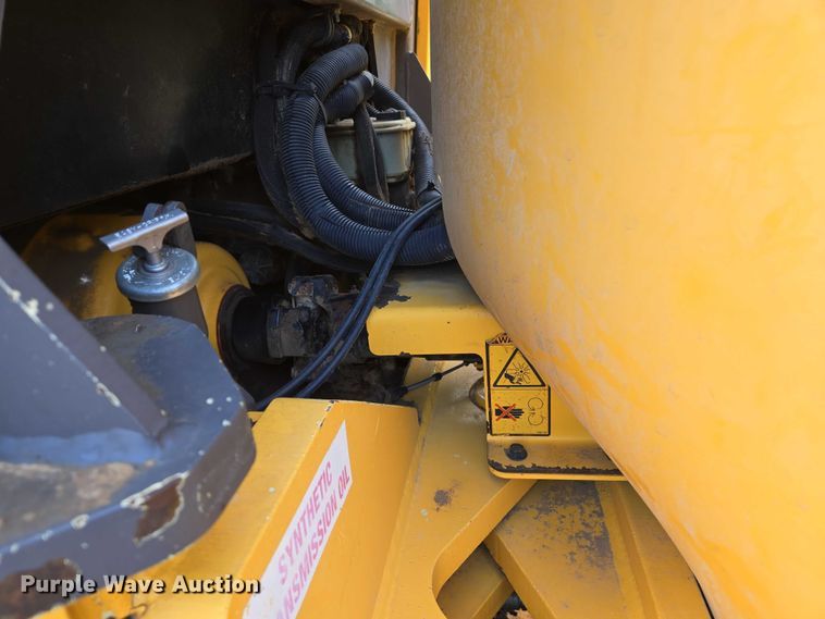 image for item DW7074 2008 Volvo  G930 motor grader