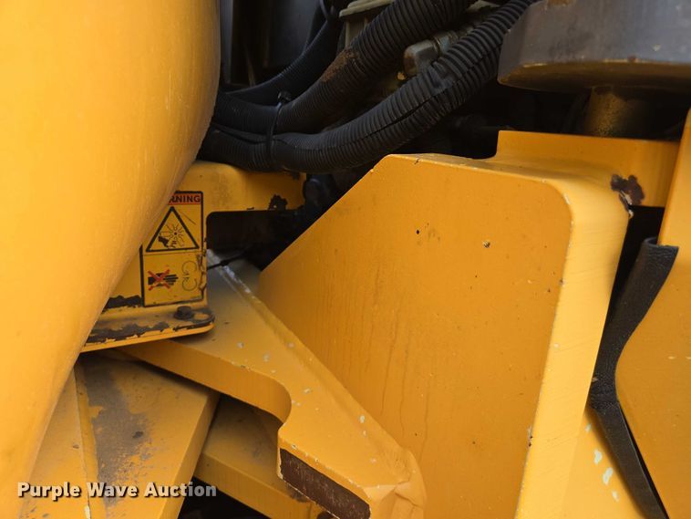 image for item DW7074 2008 Volvo  G930 motor grader