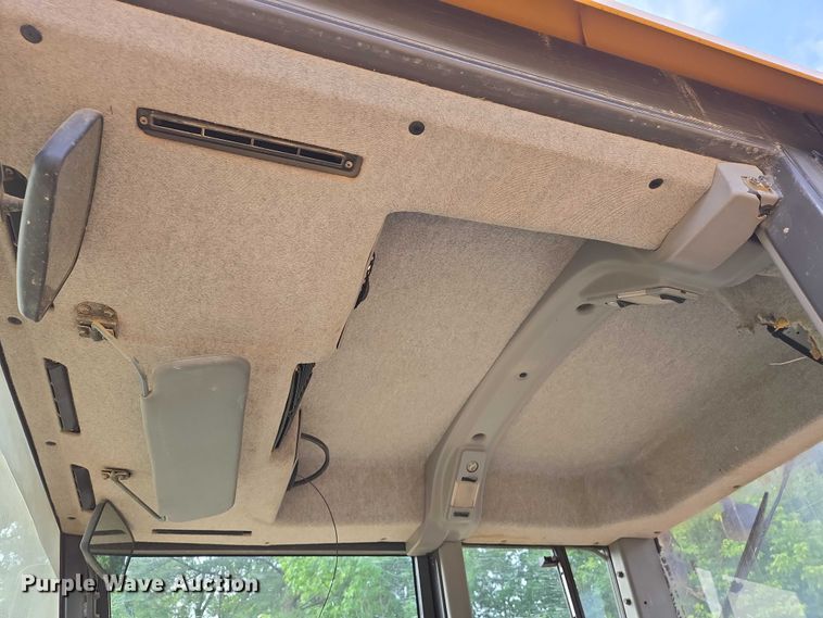 image for item DW7074 2008 Volvo  G930 motor grader