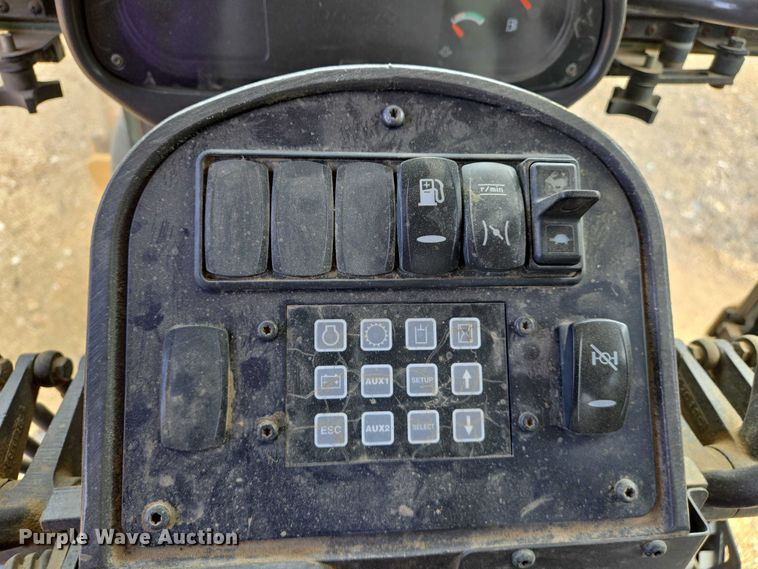 image for item DW7074 2008 Volvo  G930 motor grader