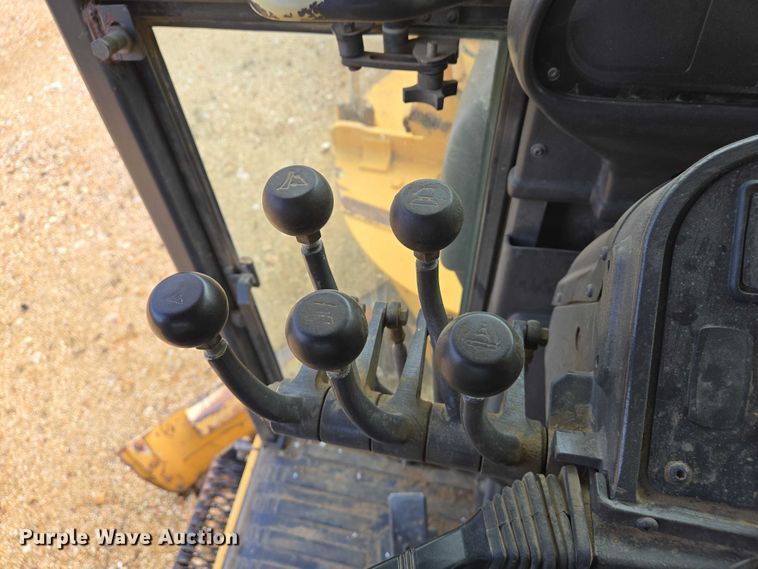 image for item DW7074 2008 Volvo  G930 motor grader