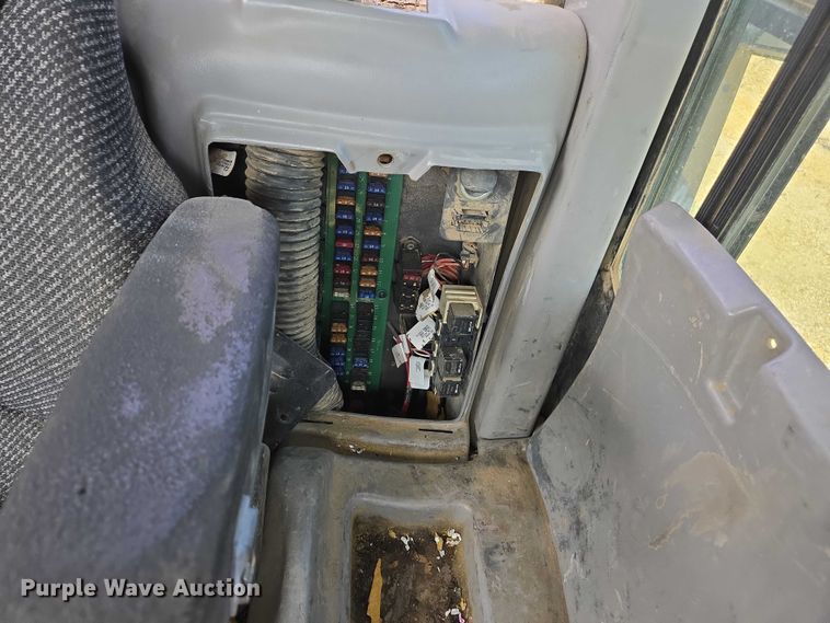 image for item DW7074 2008 Volvo  G930 motor grader