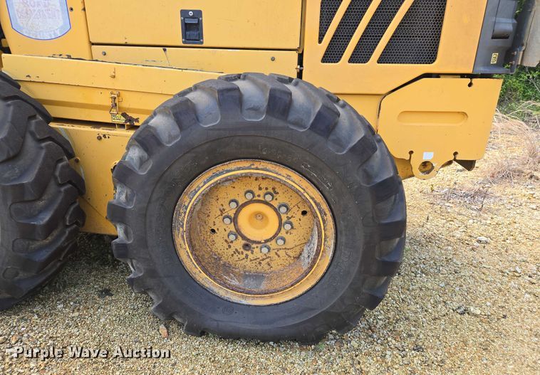 image for item DW7074 2008 Volvo  G930 motor grader