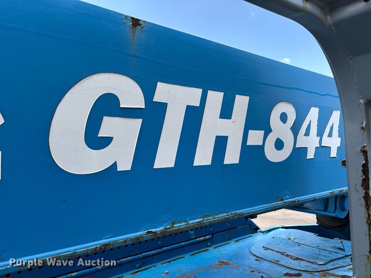 image for item DW7101 2014 Genie GTH-844 telehandler