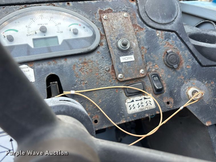 image for item DW7101 2014 Genie GTH-844 telehandler