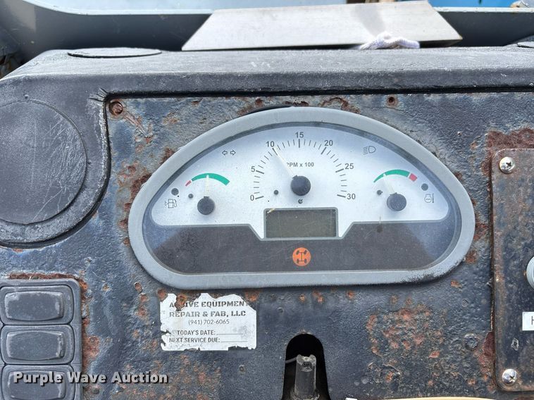 image for item DW7101 2014 Genie GTH-844 telehandler