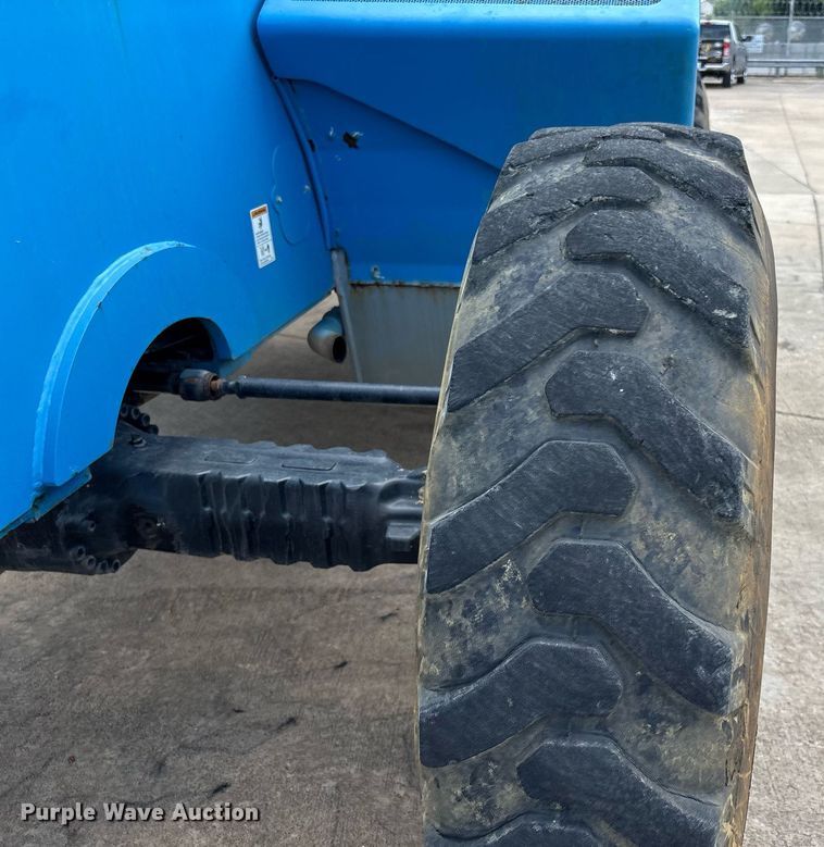 image for item DW7101 2014 Genie GTH-844 telehandler