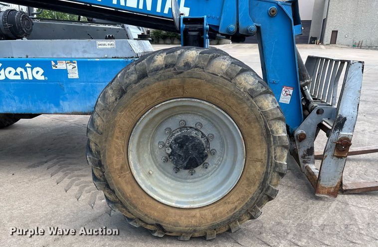 image for item DW7102 2007 Genie GTH-636 telehandler