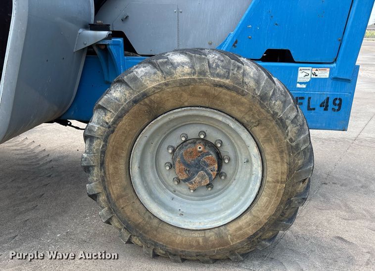 image for item DW7102 2007 Genie GTH-636 telehandler