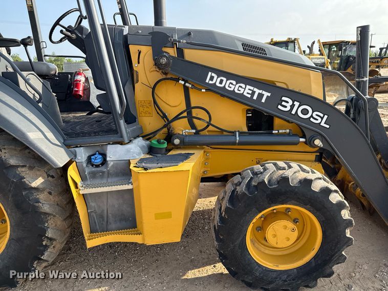 image for item DX5518 2019 John Deere 310SL backhoe