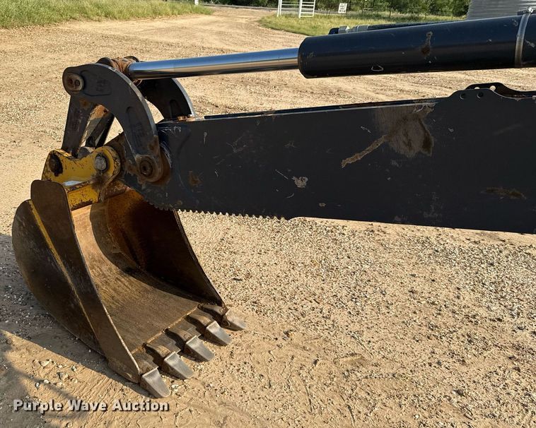 image for item DX5518 2019 John Deere 310SL backhoe