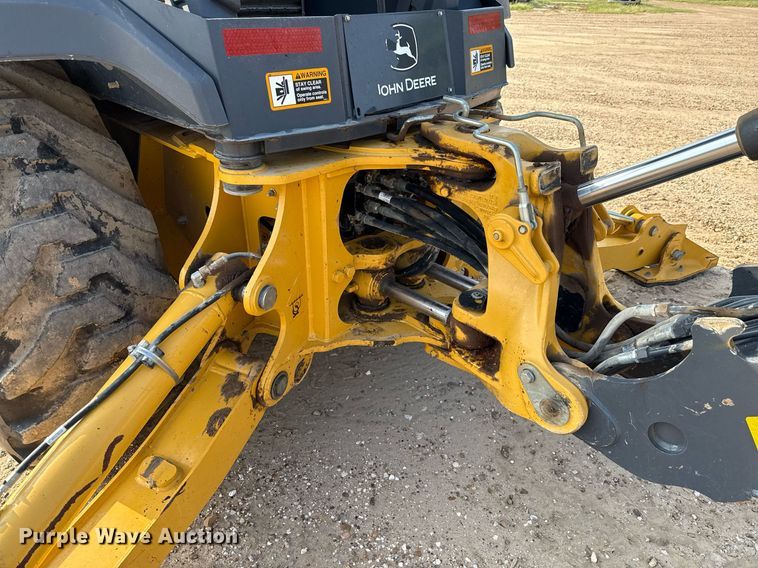 image for item DX5518 2019 John Deere 310SL backhoe