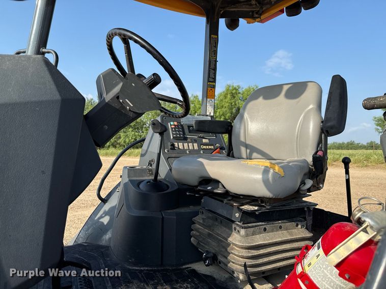 image for item DX5518 2019 John Deere 310SL backhoe