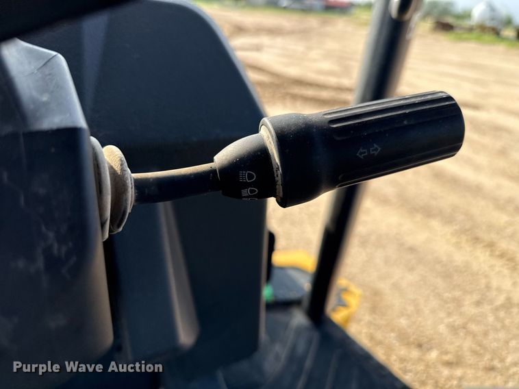 image for item DX5518 2019 John Deere 310SL backhoe