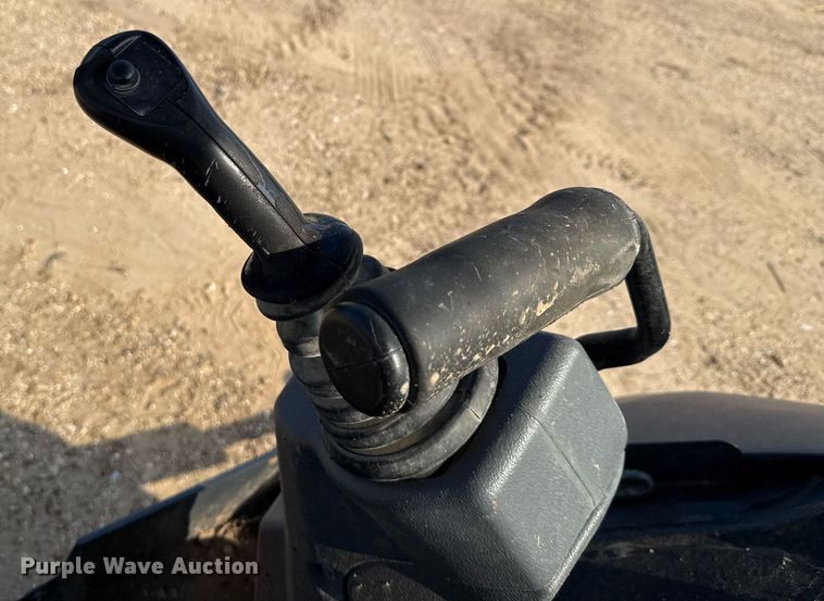 image for item DX5518 2019 John Deere 310SL backhoe