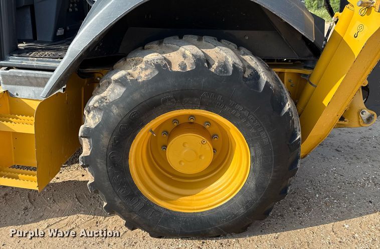 image for item DX5518 2019 John Deere 310SL backhoe