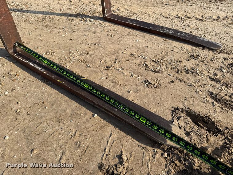 image for item DX5518 2019 John Deere 310SL backhoe