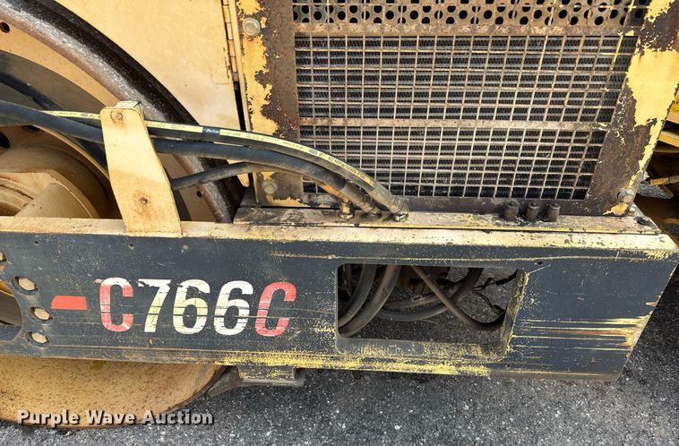 image for item DX5573 Hypac C766C double drum vibratory roller