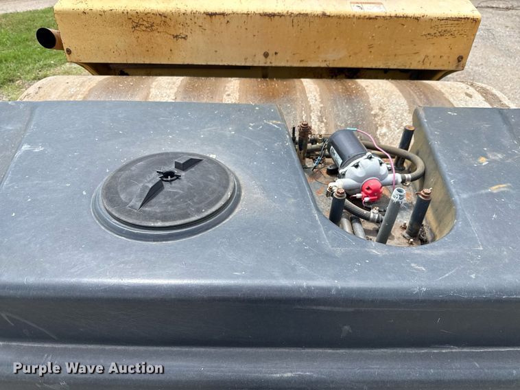 image for item DX5573 Hypac C766C double drum vibratory roller