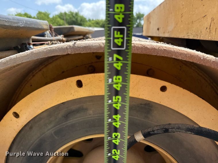 image for item DX5573 Hypac C766C double drum vibratory roller