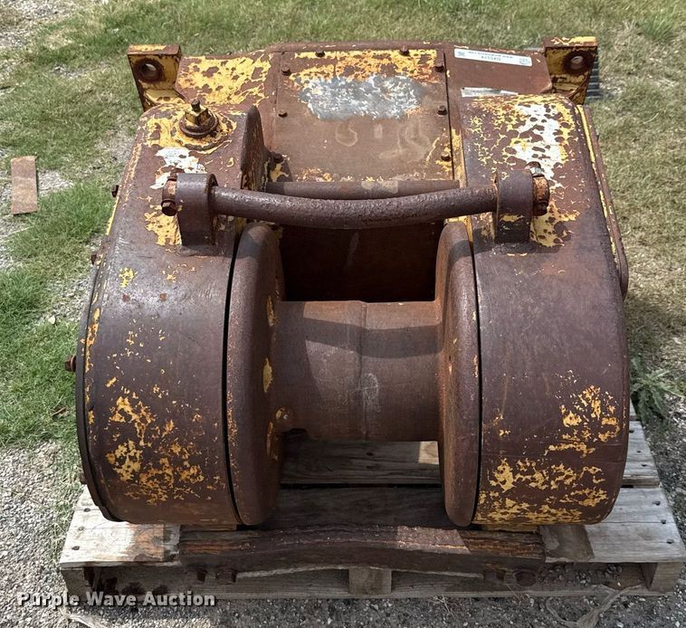 image for item DX5574 Allied W5B winch