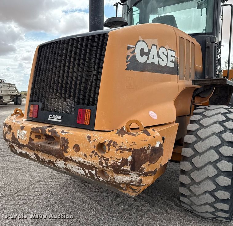 image for item DX5586 2011 Case 621E wheel loader